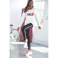 Bench. Sweatshirt, Mit Frontalem Logodruck -Angebote Bade Fein Store 1ce95c62376b5356a69db0acb3febe20