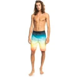 Quiksilver Boardshorts »Everyday Faded Tide 20"« -Angebote Bade Fein Store 44d9faeb4df9f35c28dbc3181d4f31be