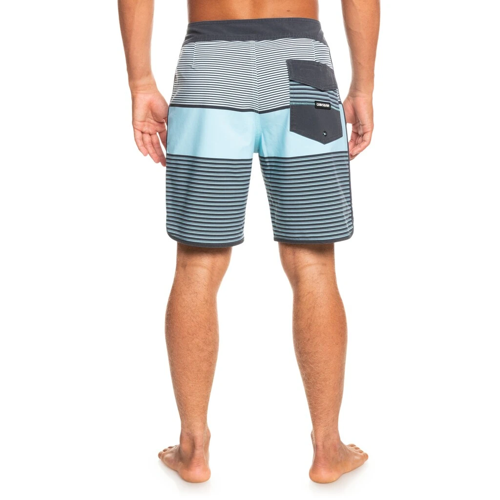 Quiksilver Boardshorts »Surfsilk Tijuana 18"« 3 Quiksilver Boardshorts »Surfsilk Tijuana 18"« – Bild 3